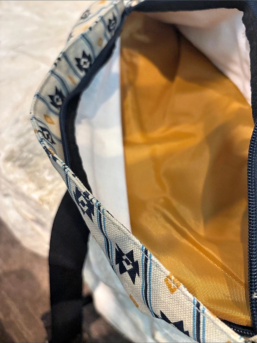 KAVU Rope Bag Geometric Pattern Backpack in Cream & Blue - Picture 4 of 7